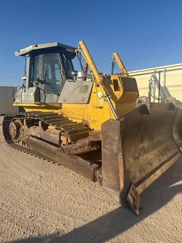 Main image Komatsu D65EX